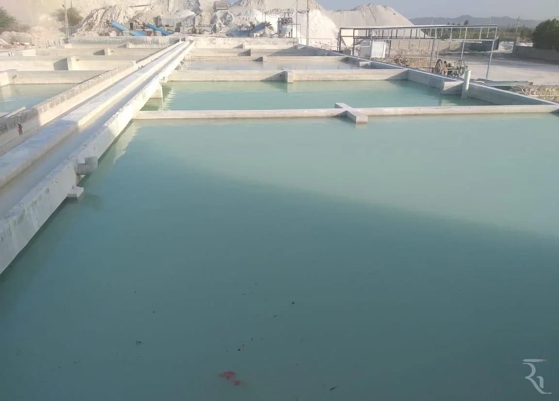 Slurry collection tanks used in kaolin processing